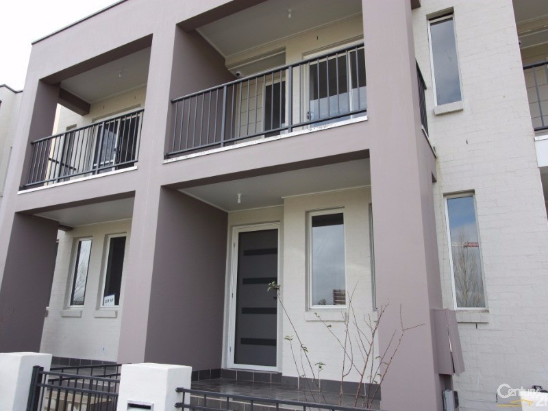 104 Lord Sheffield Circuit, Penrith NSW 2750