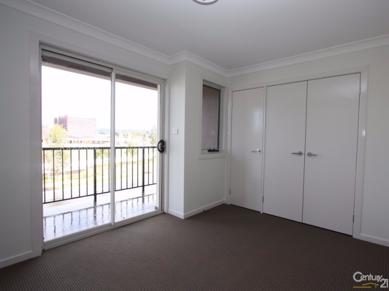 104 Lord Sheffield Circuit, Penrith NSW 2750