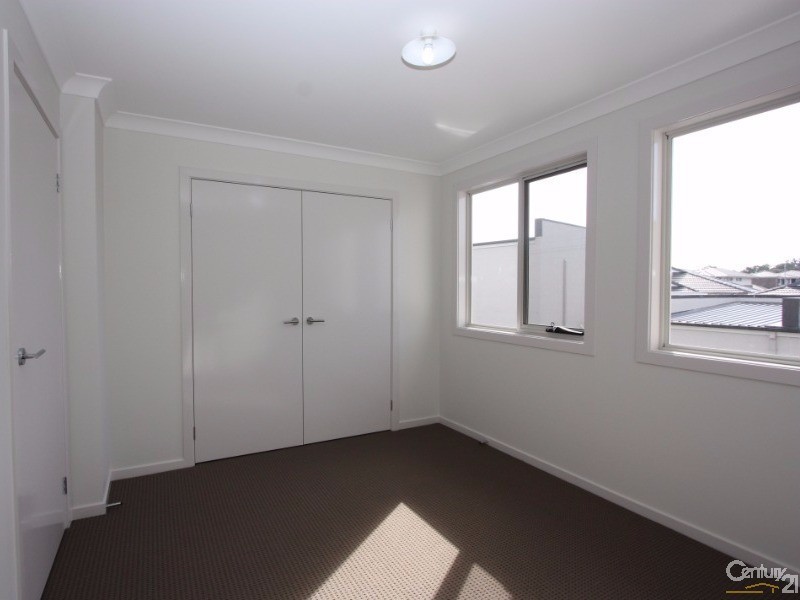 104 Lord Sheffield Circuit, Penrith NSW 2750