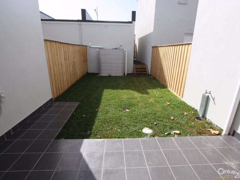 104 Lord Sheffield Circuit, Penrith NSW 2750