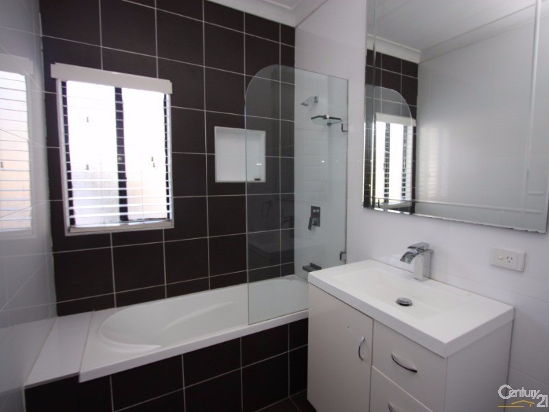 1/77 Penrose Crescent, South Penrith NSW 2750