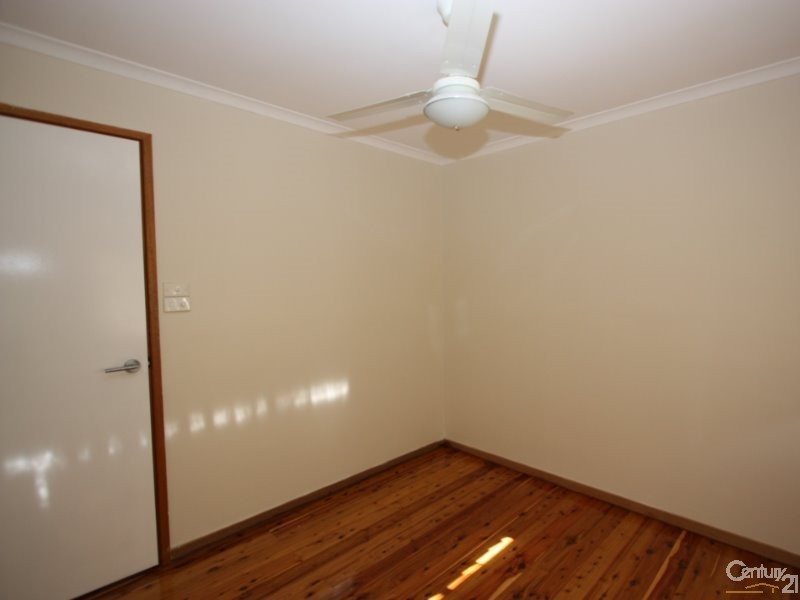 36 Dolomite Crescent, Cranebrook NSW 2749