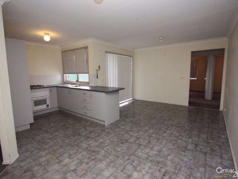 8 Jillak Close, Glenmore Park NSW 2745