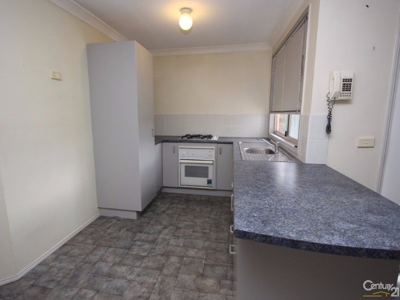 8 Jillak Close, Glenmore Park NSW 2745