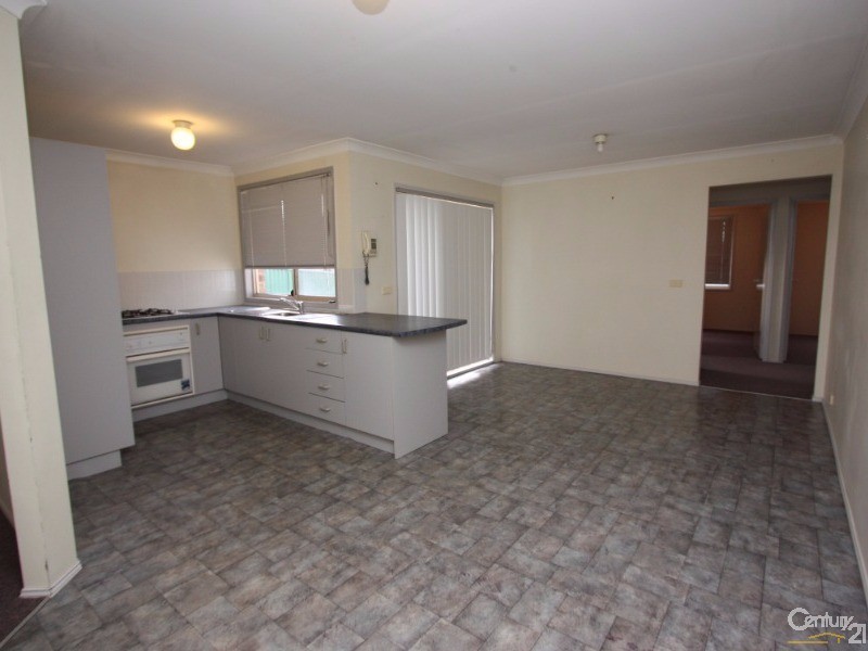 8 Jillak Close, Glenmore Park NSW 2745