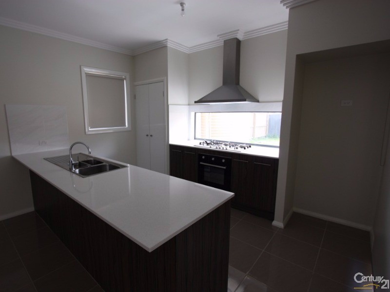 44 Empire Circuit, Penrith NSW 2750