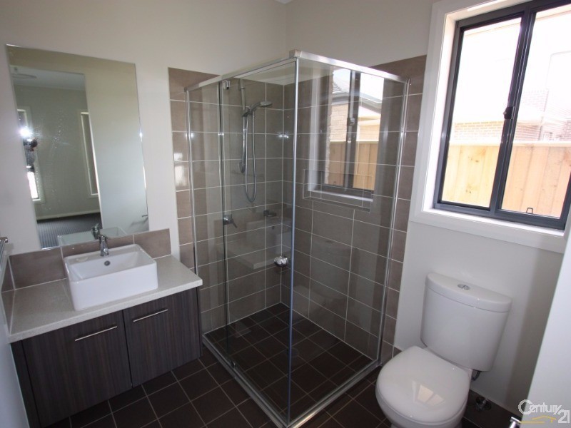 44 Empire Circuit, Penrith NSW 2750