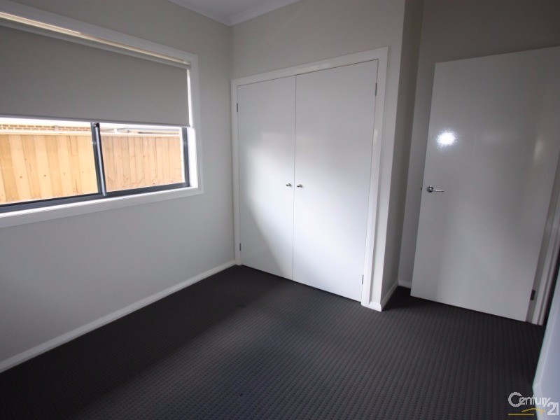 44 Empire Circuit, Penrith NSW 2750