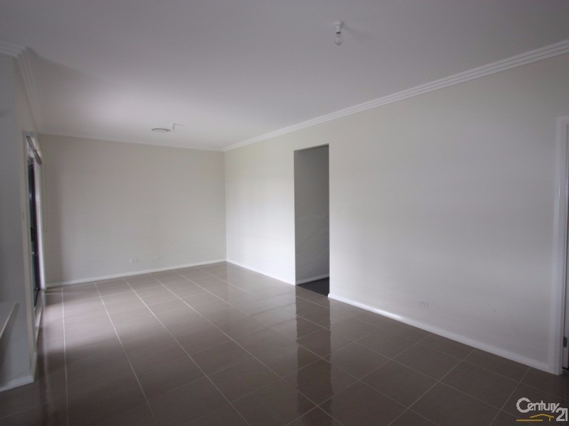 44 Empire Circuit, Penrith NSW 2750