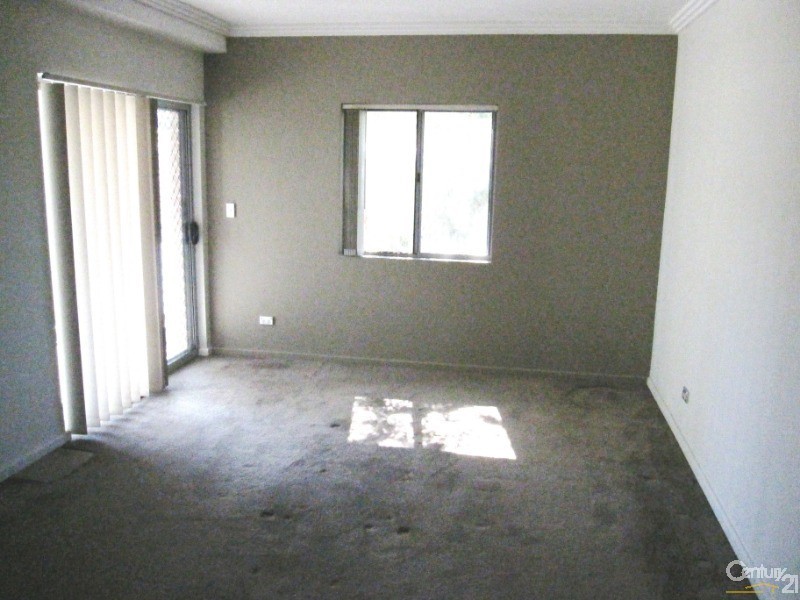 7/33 Robert Street, Penrith NSW 2750