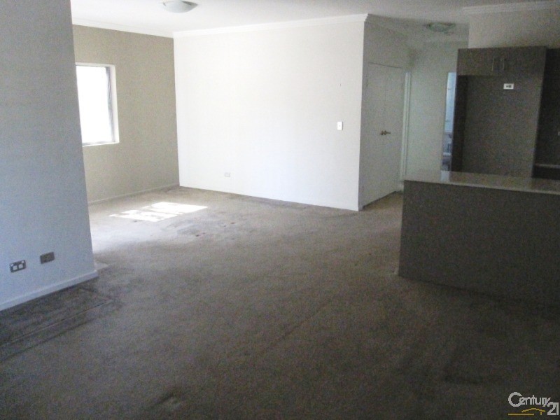 7/33 Robert Street, Penrith NSW 2750