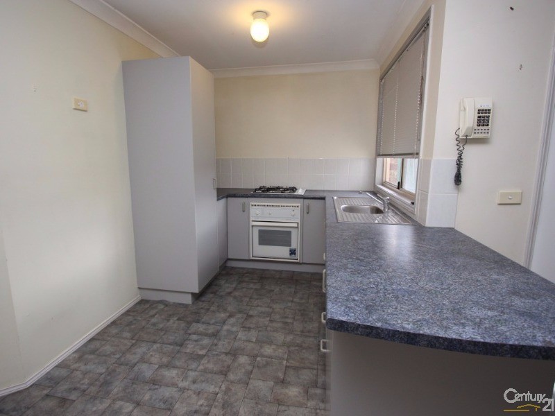 8 Jillak Close, Glenmore Park NSW 2745