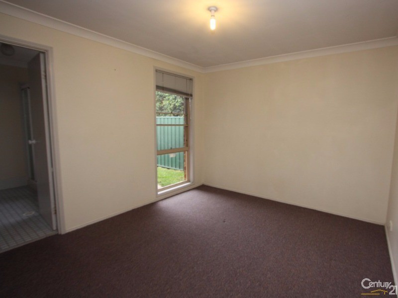 8 Jillak Close, Glenmore Park NSW 2745