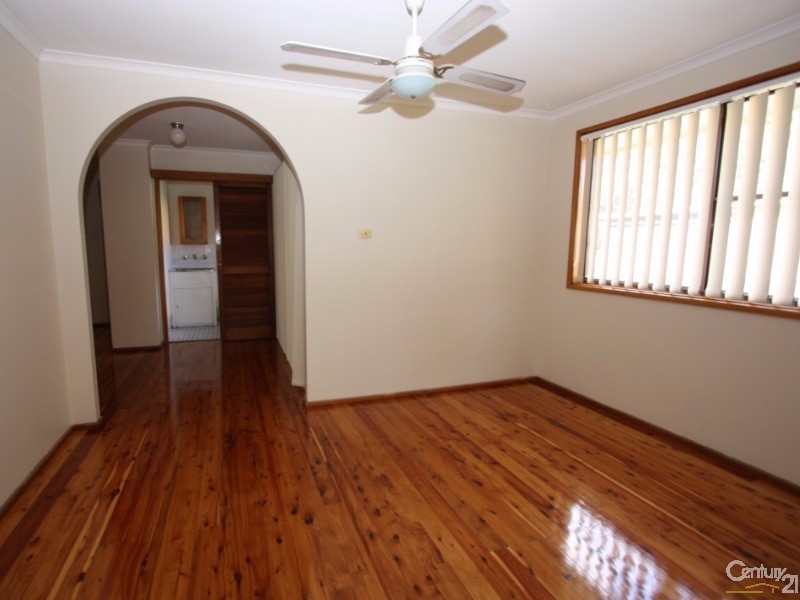 36 Dolomite Crescent, Cranebrook NSW 2749