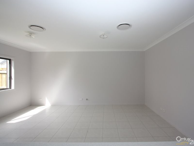 4 Bristol Street, Penrith NSW 2750