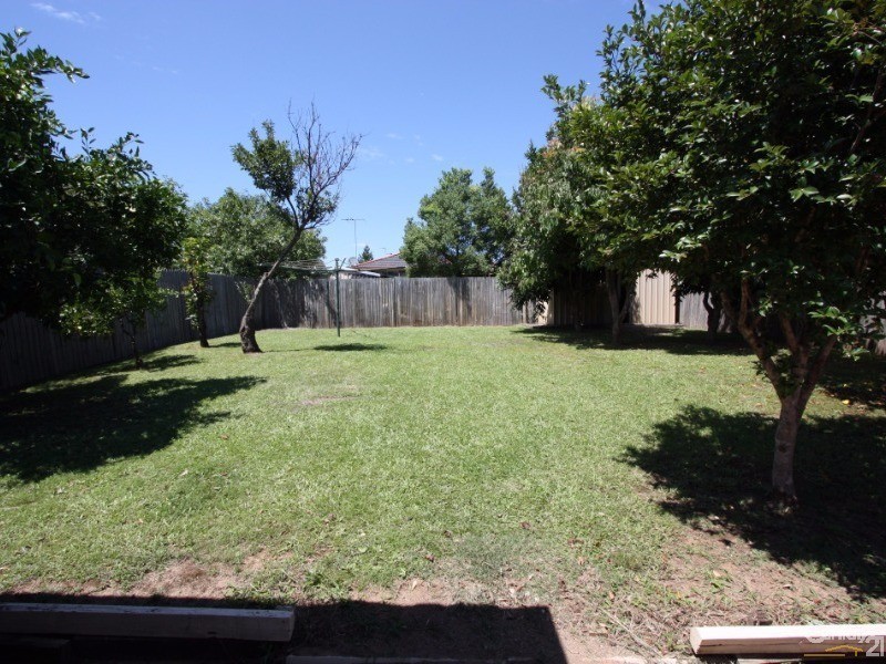 12 Oriole Street, Glenmore Park NSW 2745