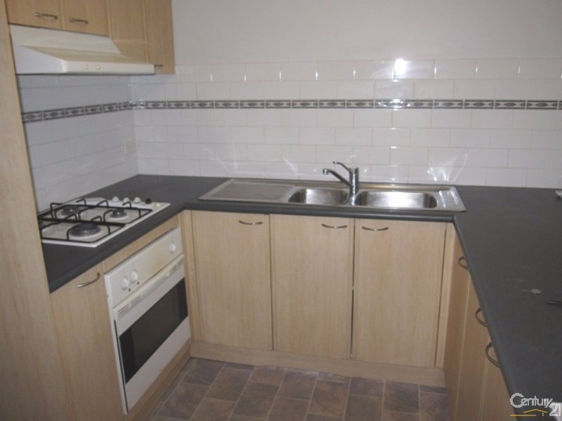 1 Dutton Place, Glenmore Park NSW 2745