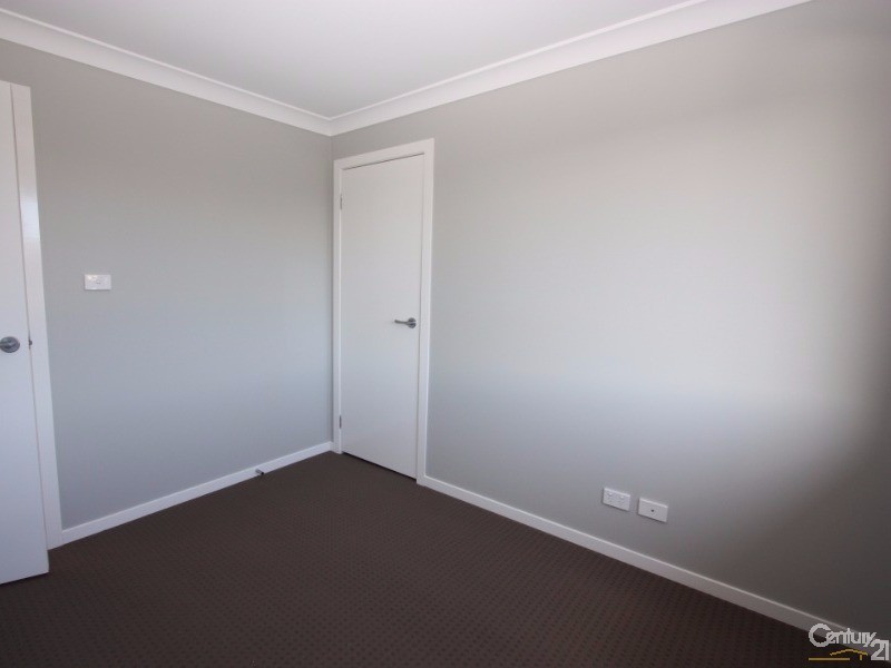 76 William Hart Crescent, Penrith NSW 2750