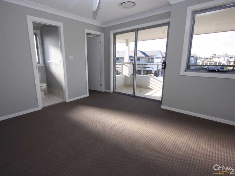 76 William Hart Crescent, Penrith NSW 2750