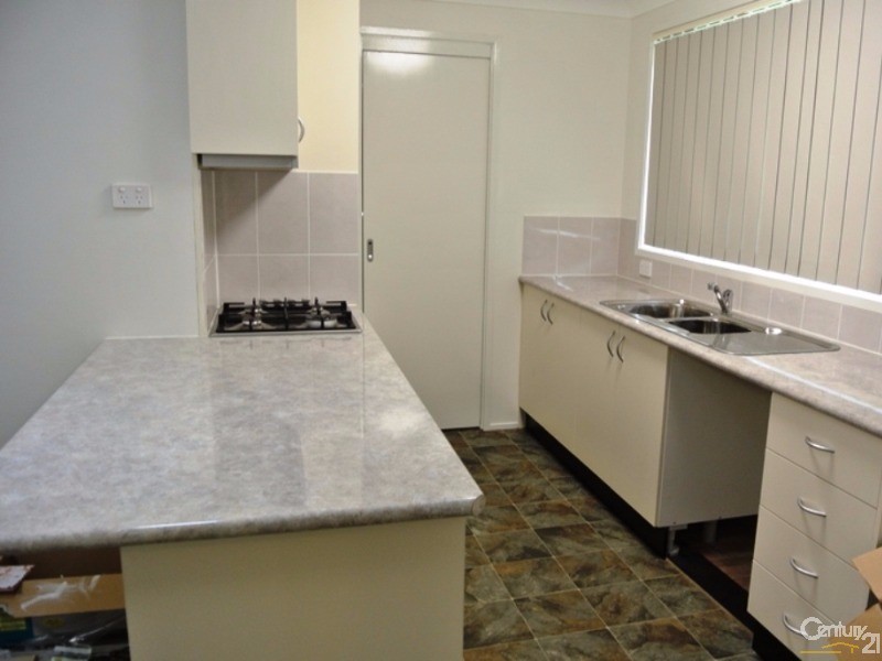 7 Pendock Road, Cranebrook NSW 2749