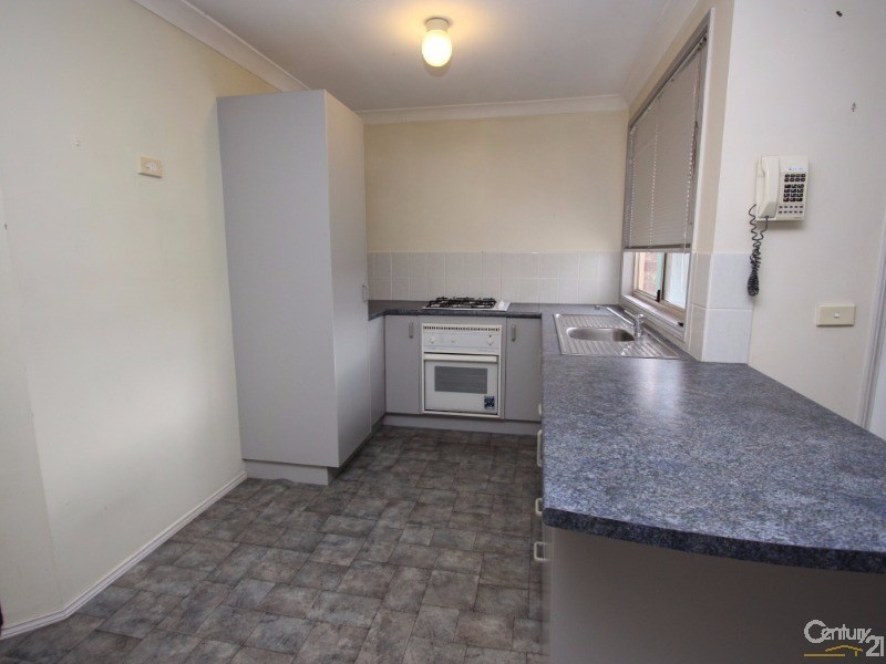 8 Jillak Close, Glenmore Park NSW 2745