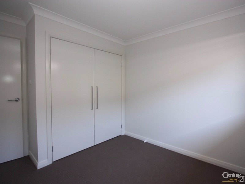 37 Empire Circuit, Penrith NSW 2750