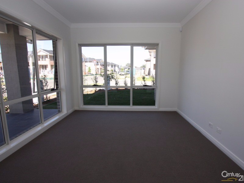 37 Empire Circuit, Penrith NSW 2750