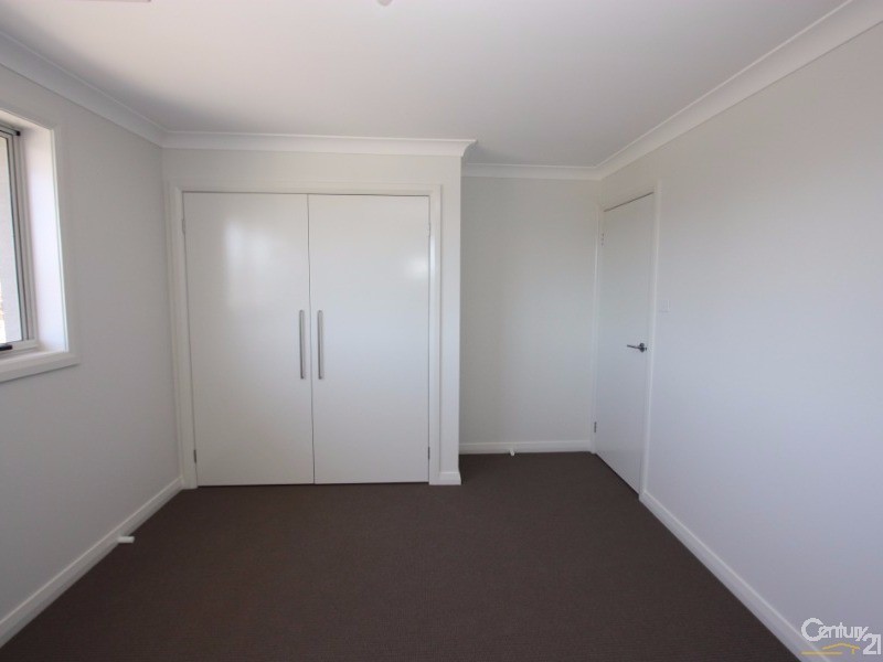 37 Empire Circuit, Penrith NSW 2750