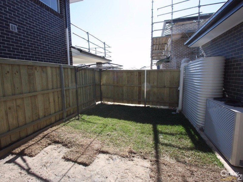 37 Empire Circuit, Penrith NSW 2750