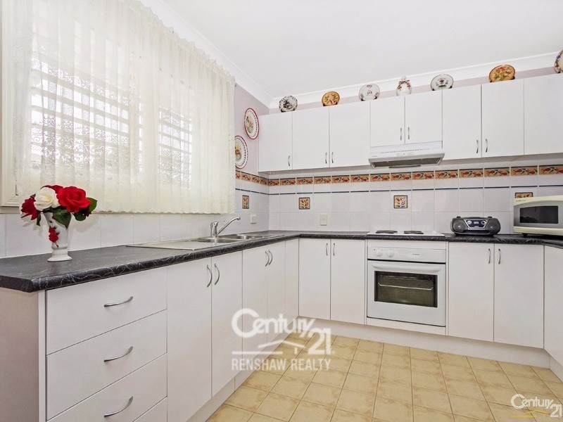 2/47 Jamison Road, Kingswood NSW 2550