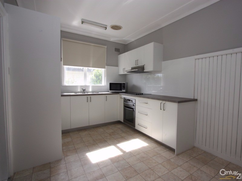 4 Darling Street, Penrith NSW 2750