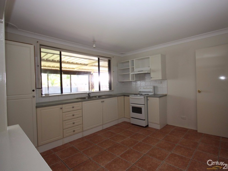 13 Cameron Street, Jamisontown NSW 2750