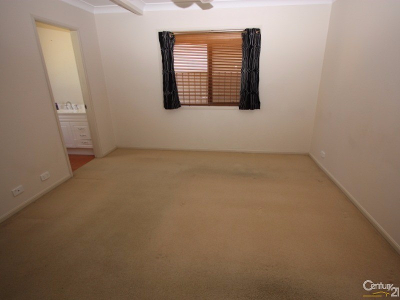 10 Dorset Street, Cambridge Park NSW 2747