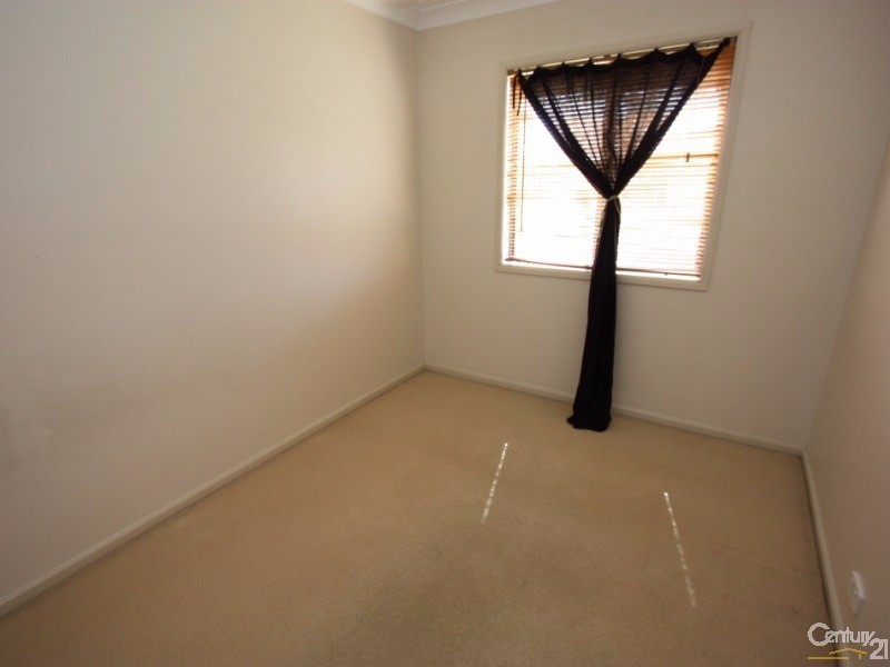 10 Dorset Street, Cambridge Park NSW 2747