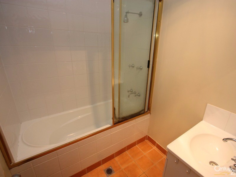 10 Dorset Street, Cambridge Park NSW 2747