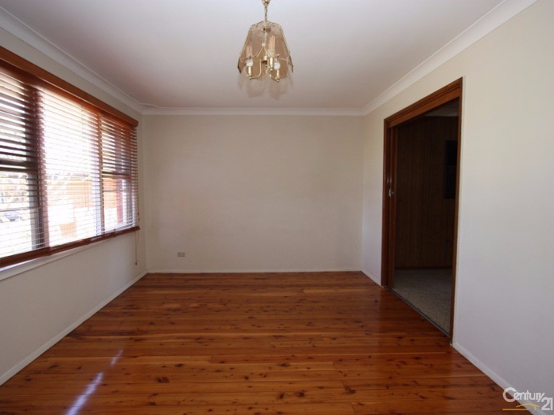 61 Barry Street, Cambridge Park NSW 2747