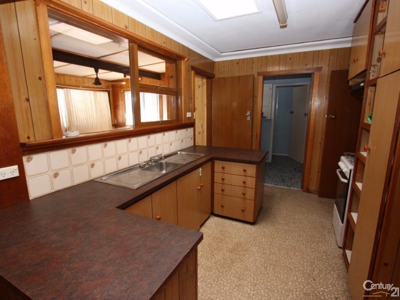 61 Barry Street, Cambridge Park NSW 2747