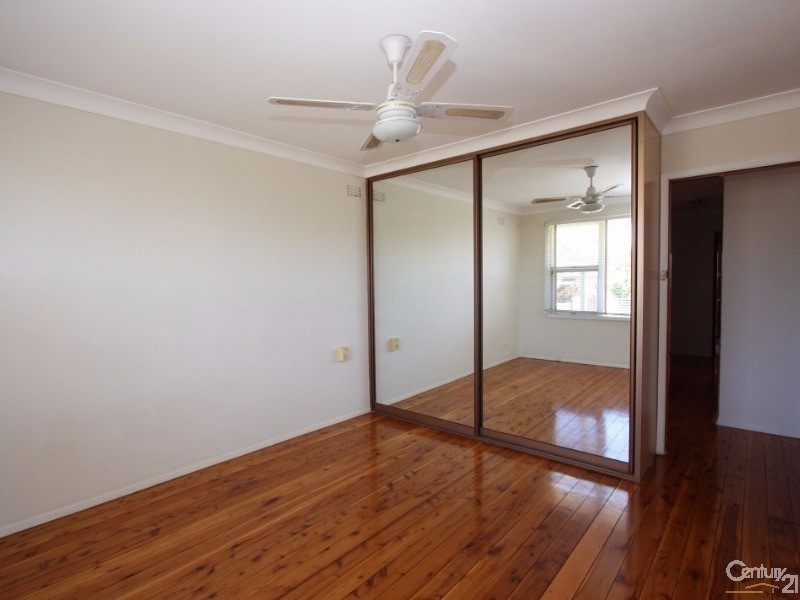 61 Barry Street, Cambridge Park NSW 2747