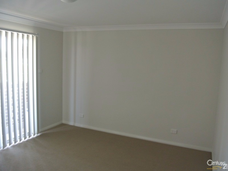 24 Glenmore Ridge Drive, Glenmore Park NSW 2745