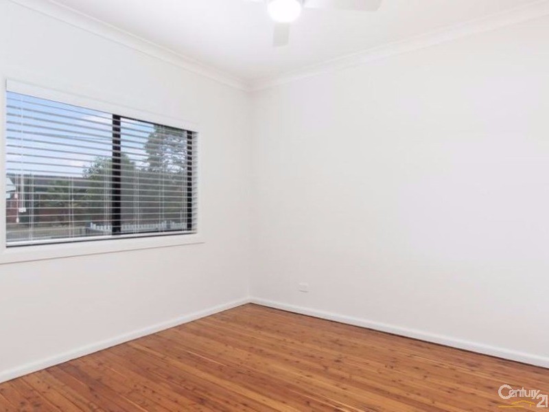 20 White Parade, St Marys NSW 2760