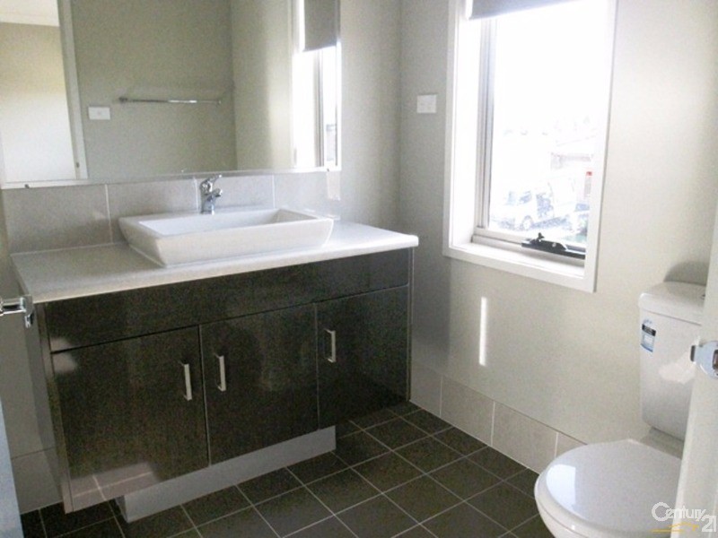 42 Lapwing Way, Cranebrook NSW 2749