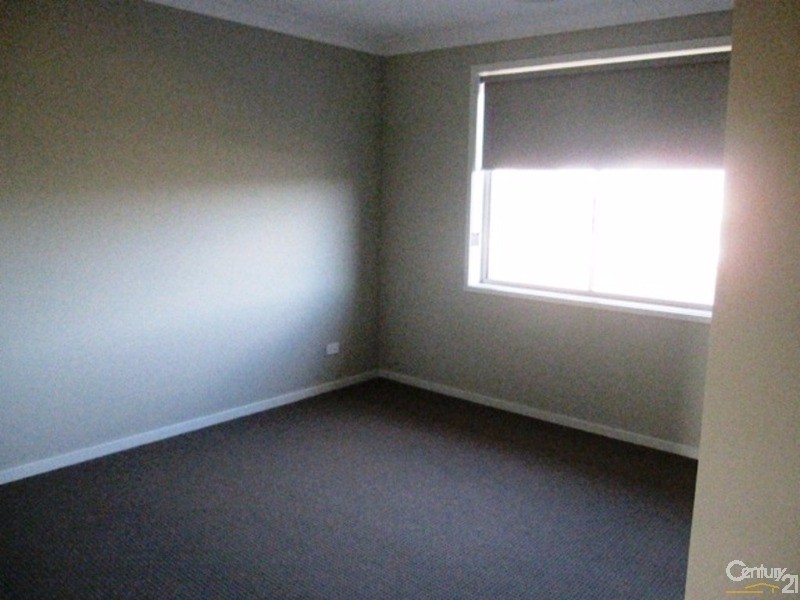 42 Lapwing Way, Cranebrook NSW 2749