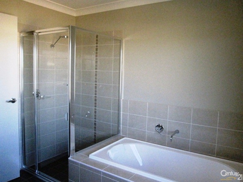 42 Lapwing Way, Cranebrook NSW 2749