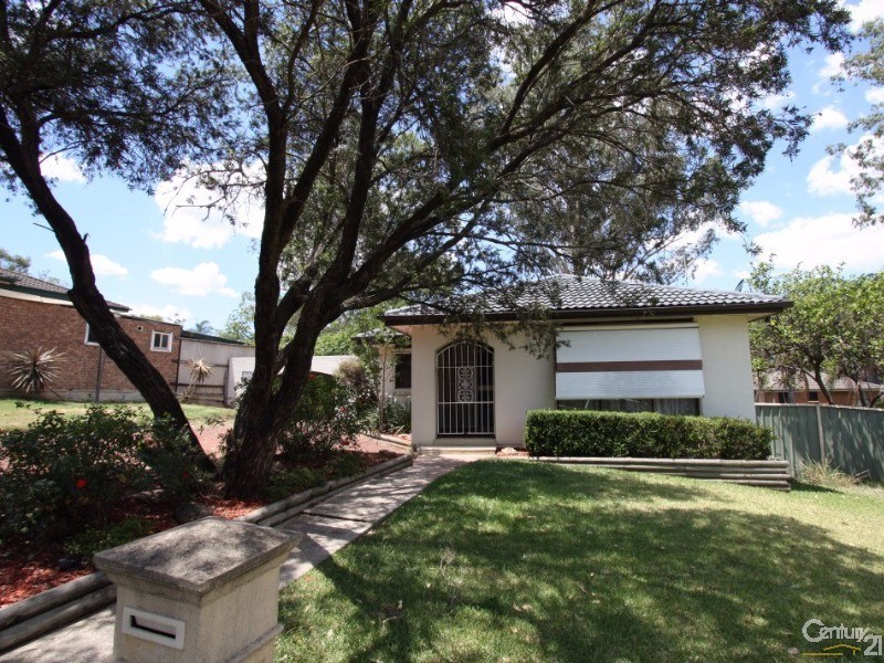 22 Scenic Circuit, Cranebrook NSW 2749