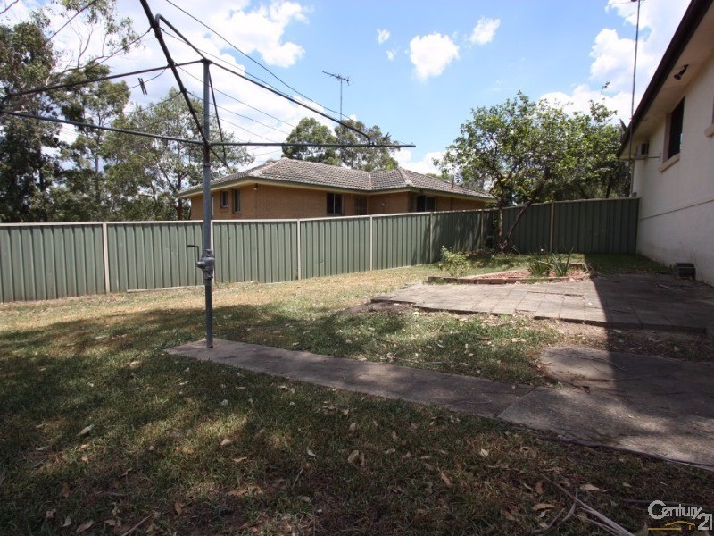 22 Scenic Circuit, Cranebrook NSW 2749