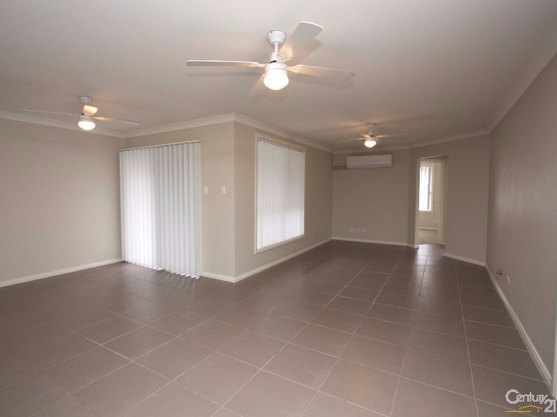 26 Finsbury Circuit, Ropes Crossing NSW 2760