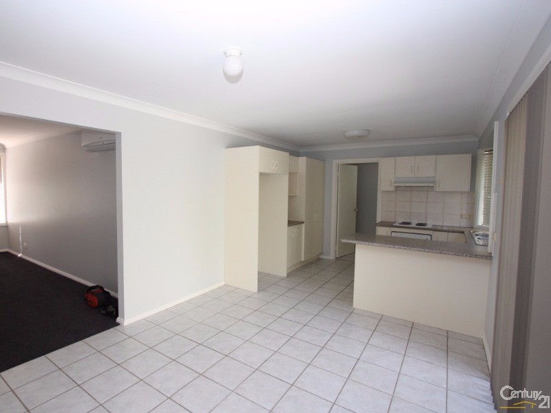 2/13 Lethbridge Street, Penrith NSW 2750