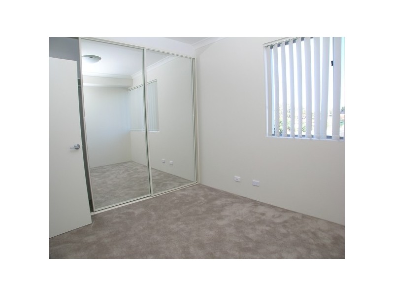 8 / 205-207 William Street, Granville NSW 2142