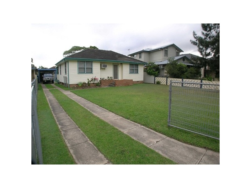19 Labuan Road, Holsworthy NSW 2173