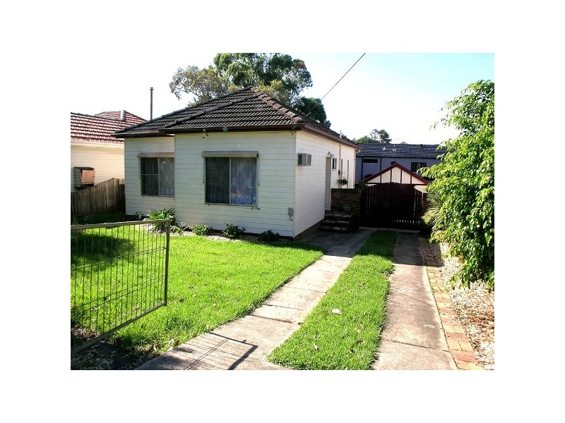 83 Amy Street, Regents Park NSW 2143
